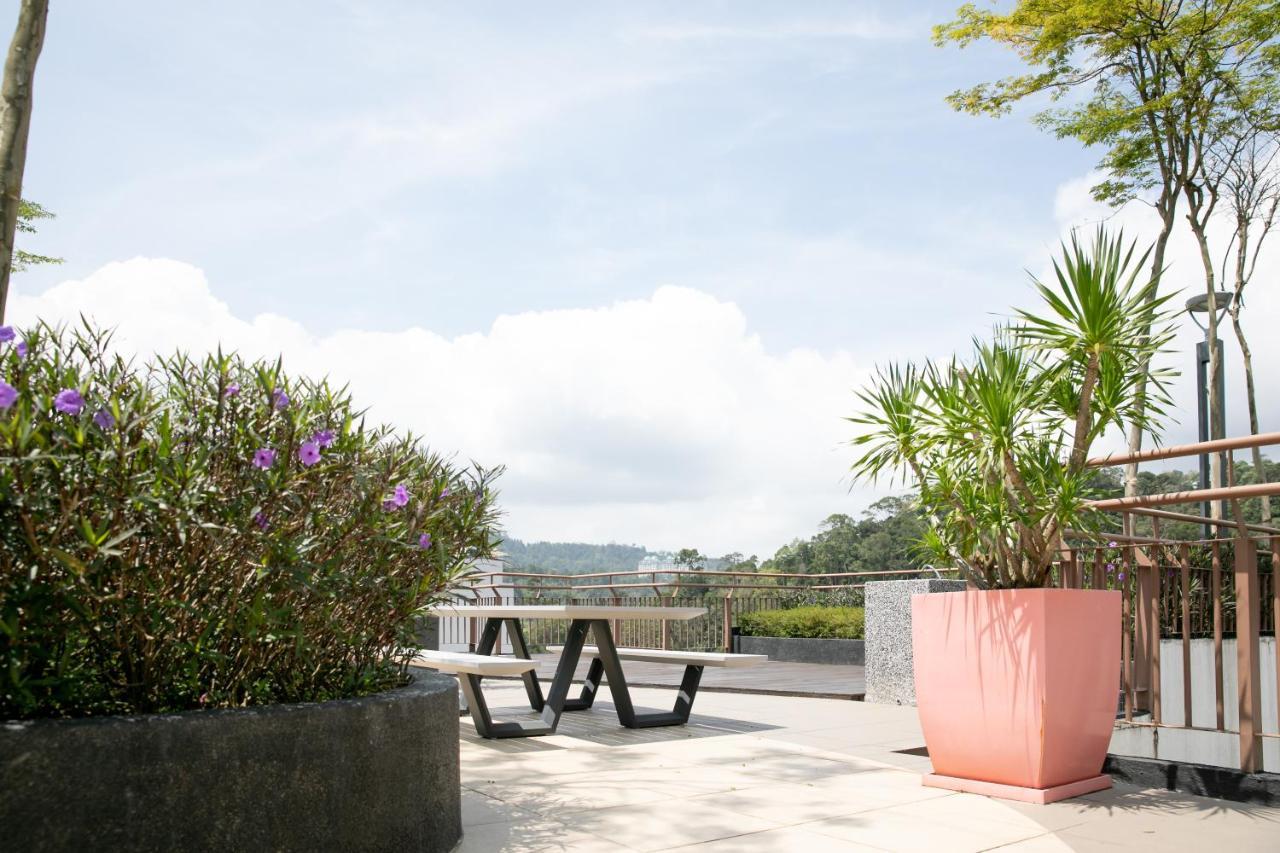 Garden Suite@Midhill Τζεντίνγκ Χάιλαντς Εξωτερικό φωτογραφία